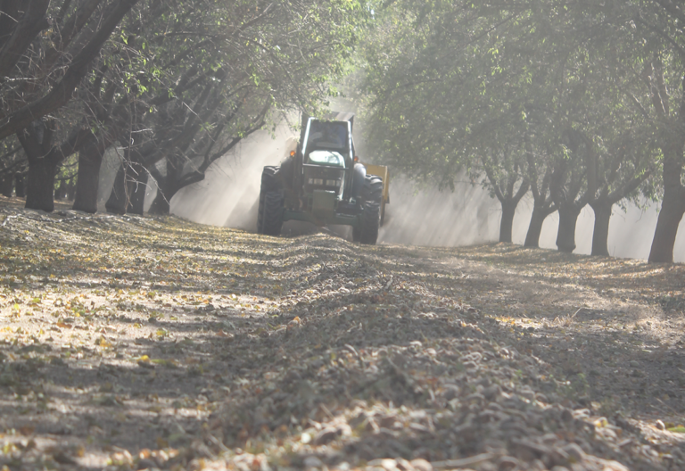 Conditioning Windrows to Reduce Harvest Dust